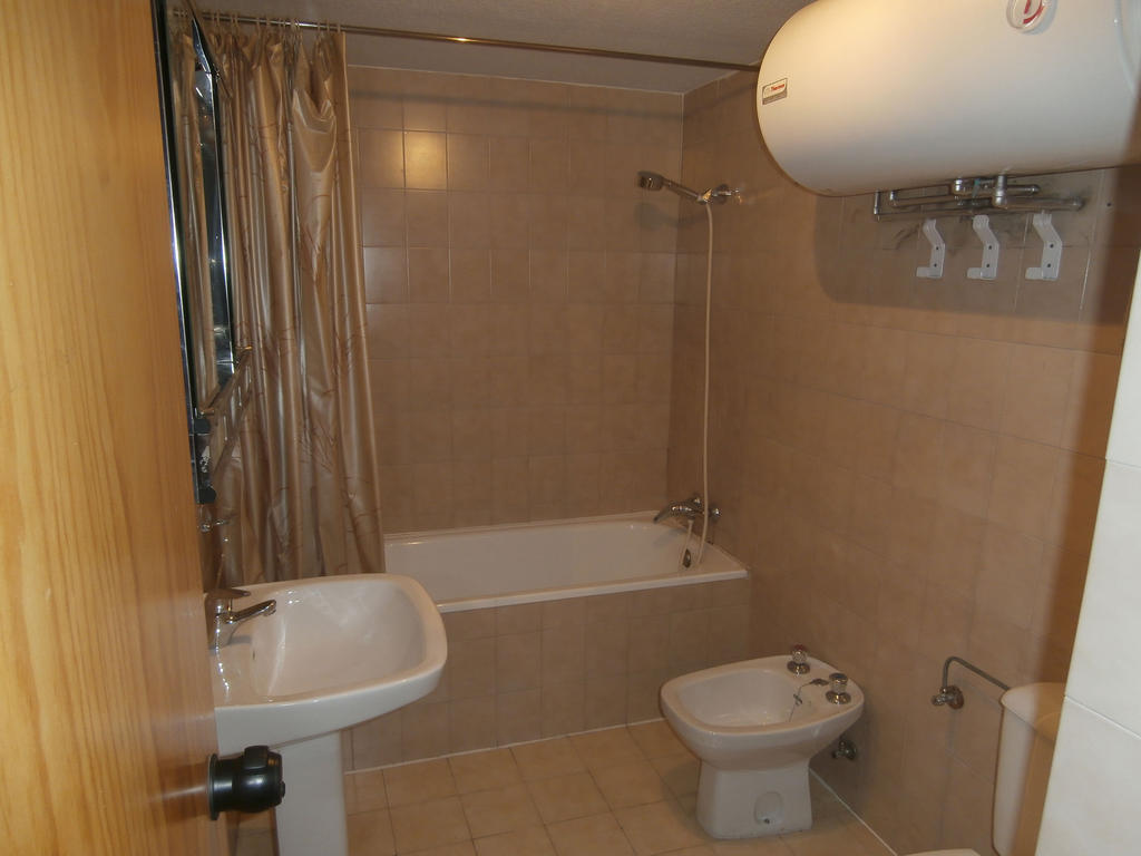 Apartamentos Mont Blanc Asn Sierra Nevada Phòng bức ảnh